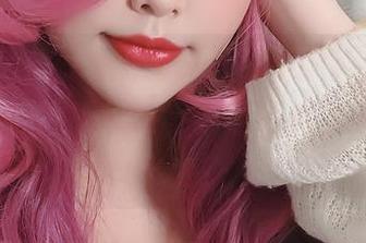 今天Hana Bunny又放了新图片，KDAAllOut阿狸的风格，我居然想发呆了…怎么办？